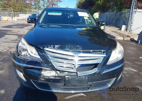 2013 Hyundai Genesis 3.8 z USA, uszkodzony, nr VIN KMHGC4DD6DU233241